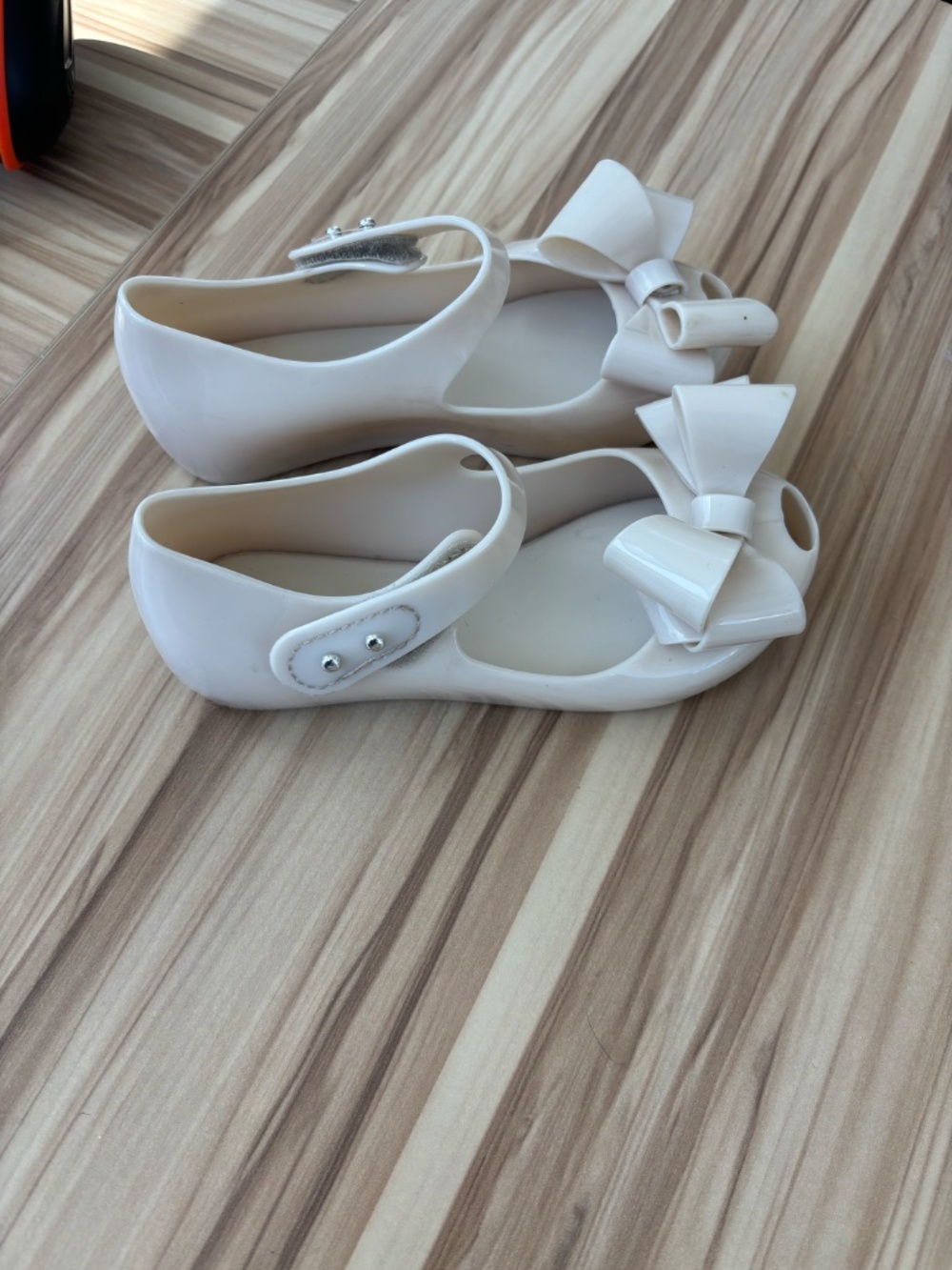 Mini Melissa Kids, Girls Ultragirl Classy Beige Size 11 shoes - Picture 5 of 7